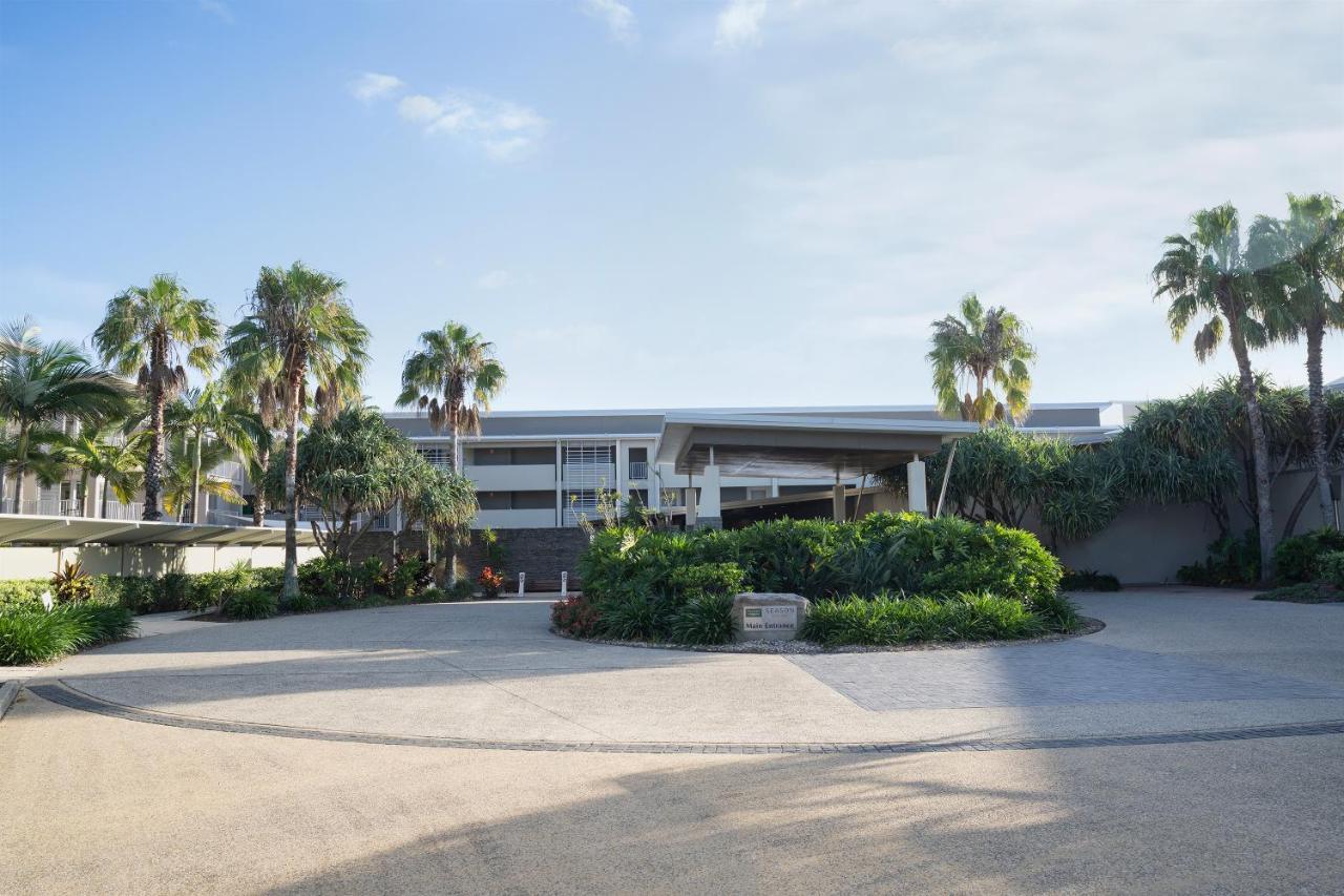 Peppers Salt Resort & Spa Kingscliff Exterior foto The main entrance of the museum