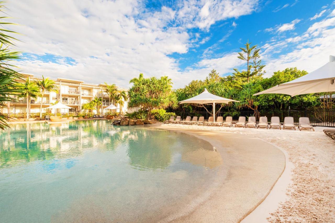 Peppers Salt Resort & Spa Kingscliff Exterior foto The pool at the Mantra on Saltwater Island