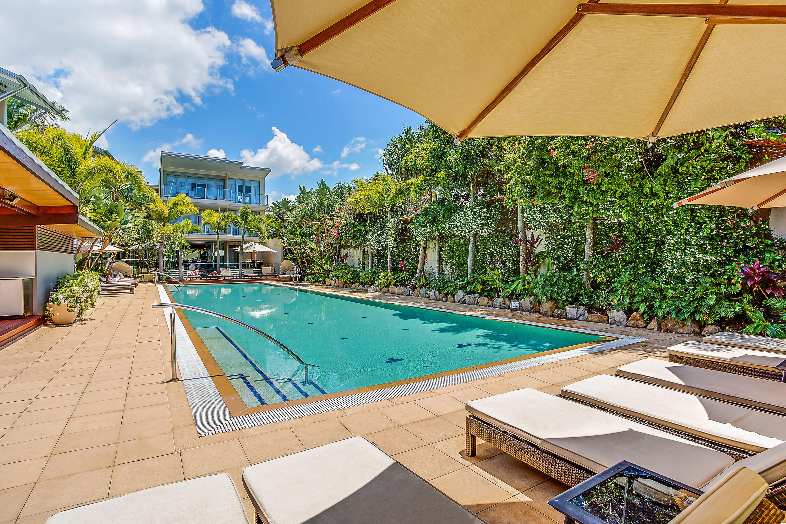 Peppers Salt Resort & Spa Kingscliff Exterior foto The pool at the hotel