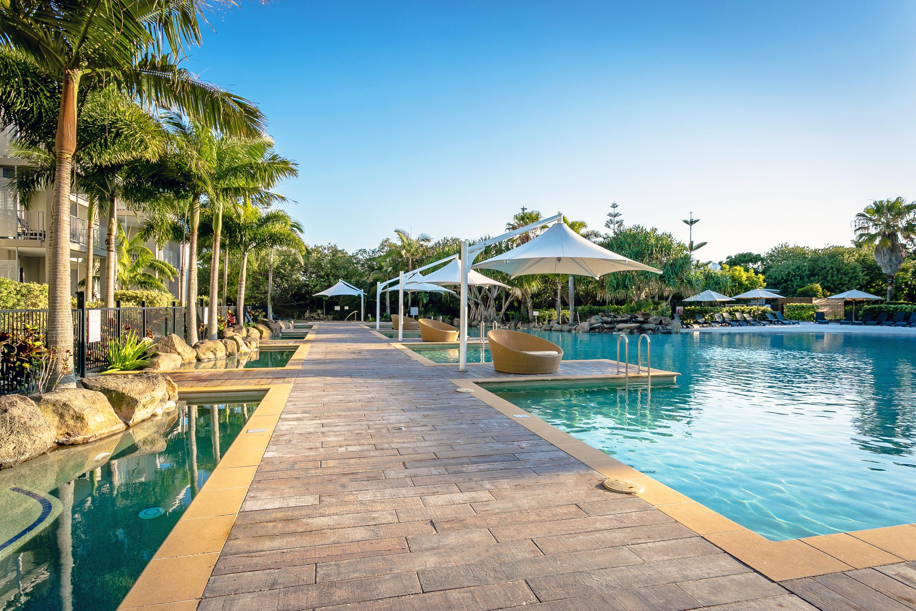 Peppers Salt Resort & Spa Kingscliff Exterior foto Pool at Peppers Mantra on Saltwater Island