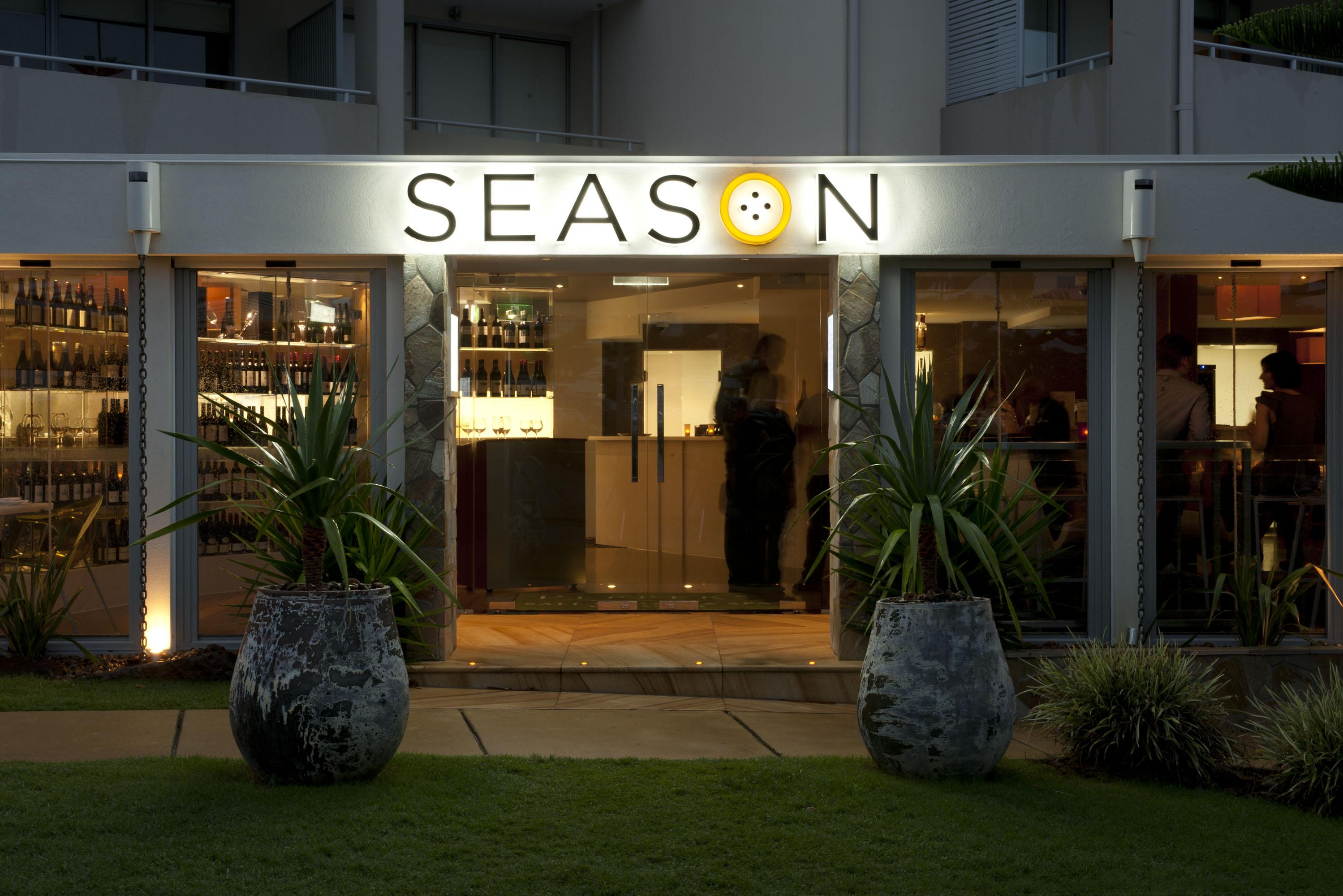 Peppers Salt Resort & Spa Kingscliff Exterior foto Season Restaurant