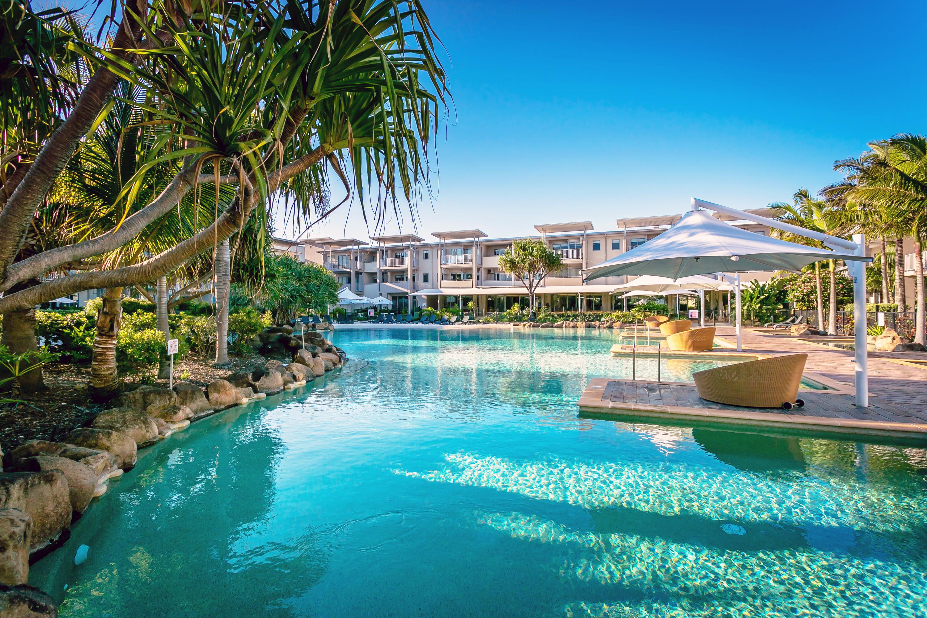 Peppers Salt Resort & Spa Kingscliff Exterior foto The pool at Peppers Mantra on Saltwater Island